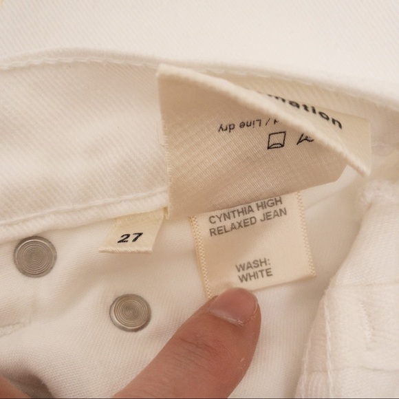 REFORMATION Cynthia High Relaxed Jean White - Picture 9 of 10